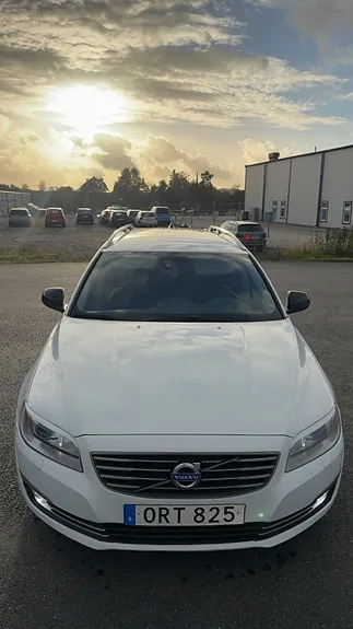 Volvo V70 2015 photo 2