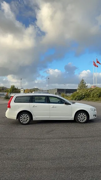 Volvo V70 2015 photo 4