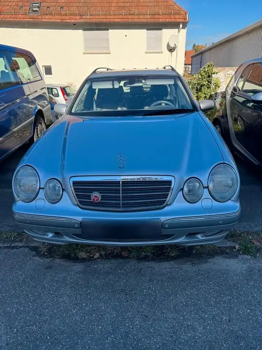 Mercedes-Benz E220 Cdi