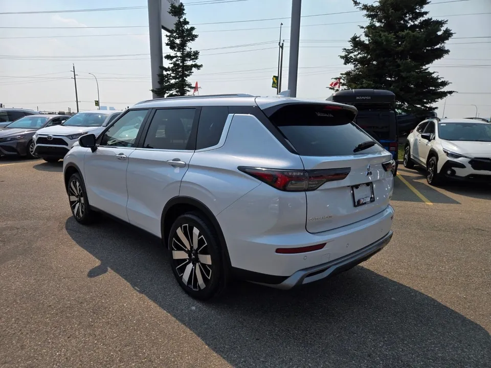 Mitsubishi Outlander 2025 photo 5