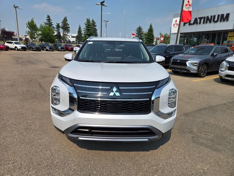 Mitsubishi Outlander 2025 photo 2