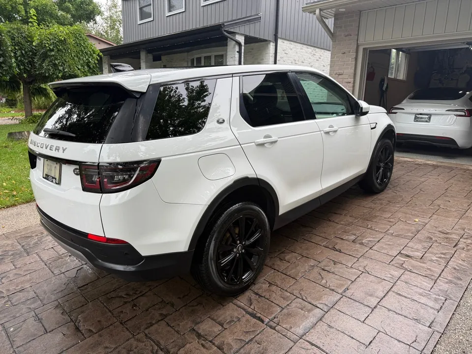 Land Rover Discovery Sport 2020 photo 3