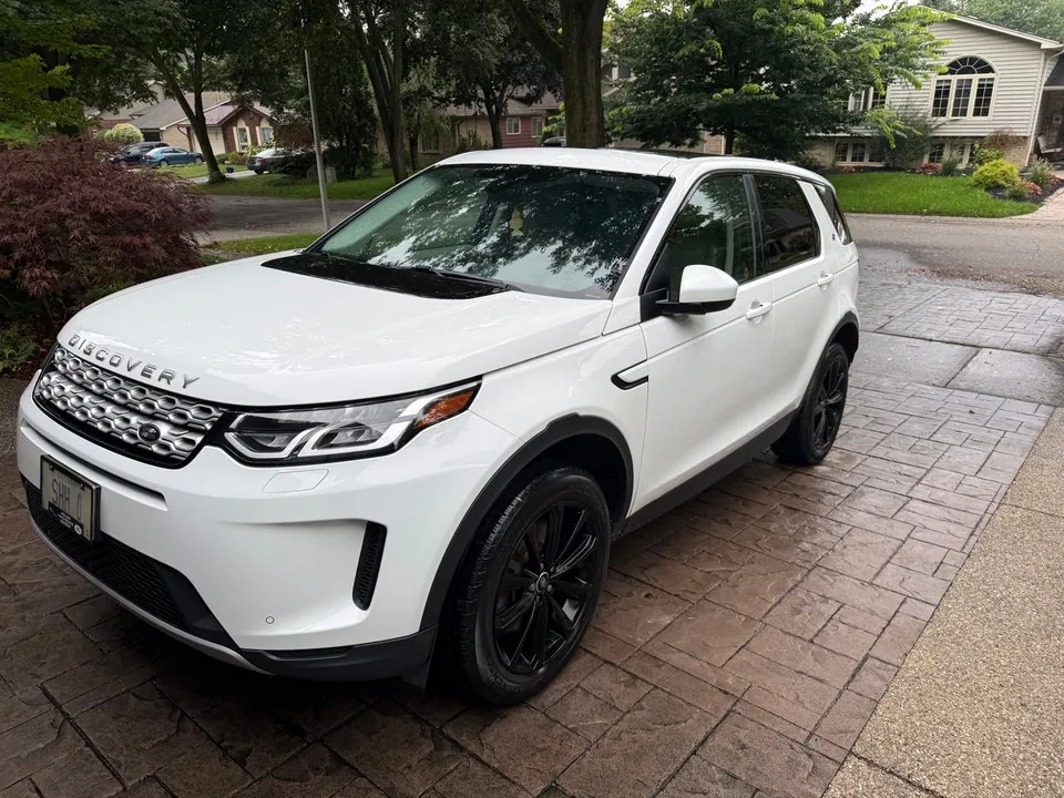 Land Rover Discovery Sport 2020 photo 4