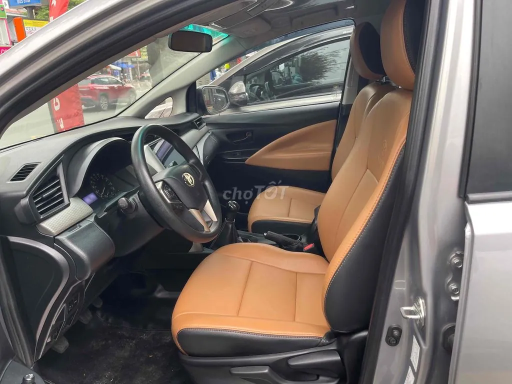 Toyota Innova 2017 photo 3