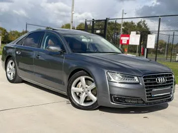 Audi A8 2015 photo 3