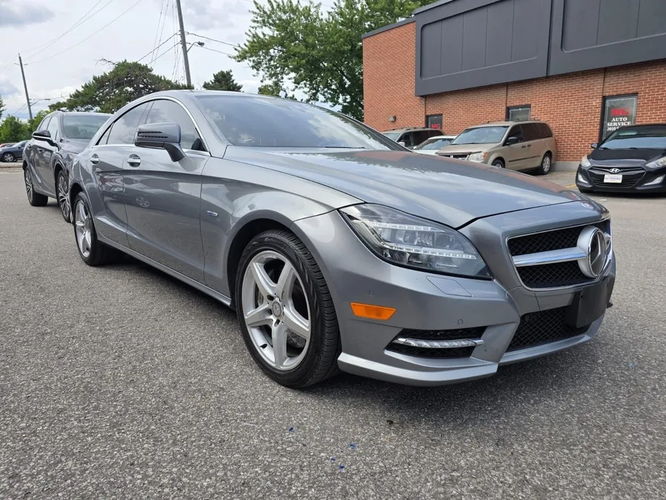 Mercedes-Benz Cls-Class 2012 photo 3