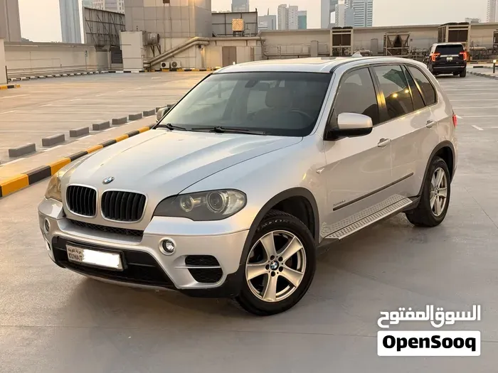 BMW X5 2011 photo 2
