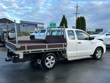 Toyota Hilux 2015 photo 4