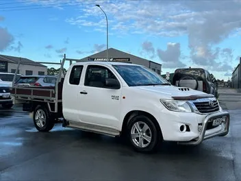 Toyota Hilux 2015 photo 3