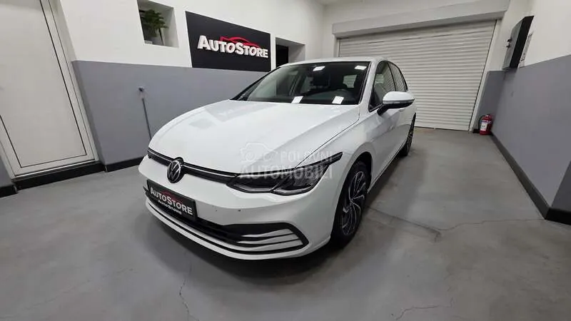 Volkswagen Golf 8
