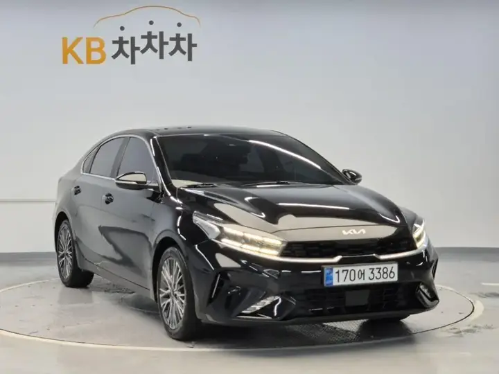 Kia K3 2023 photo 4