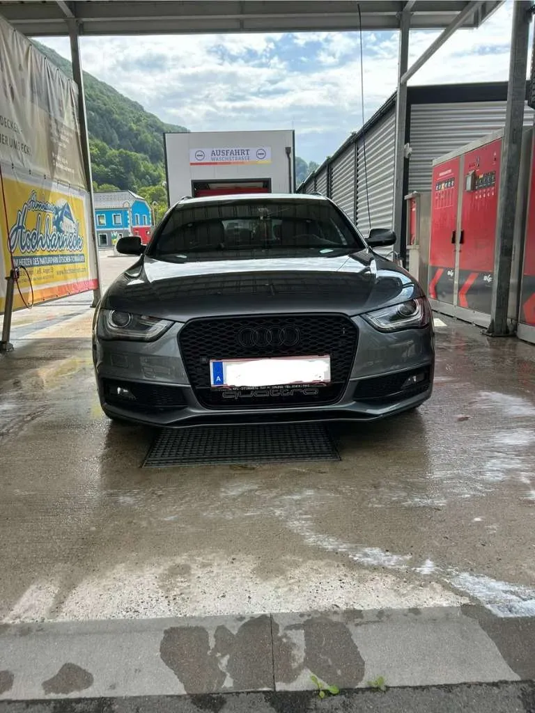 Audi A4 2015 photo 2