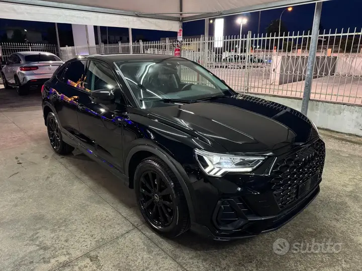 Audi Q3 2022 photo 3