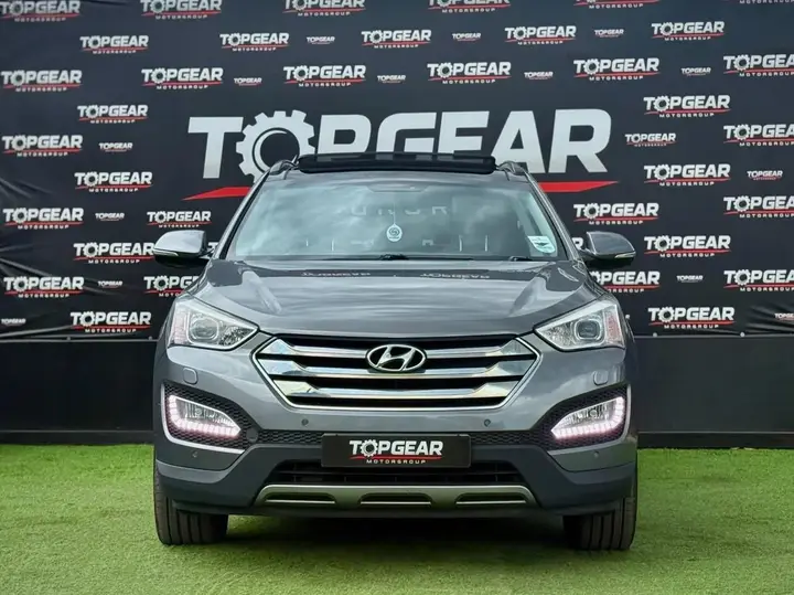 Hyundai Santa Fe 2014 photo 2