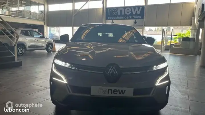 Renault Megane 2022 photo 2