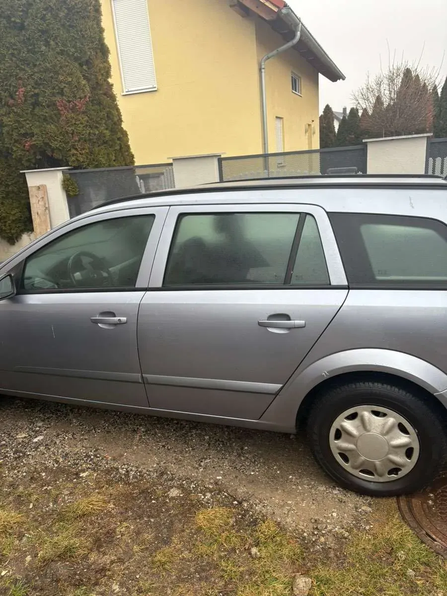 Opel Astra 2007 photo 2