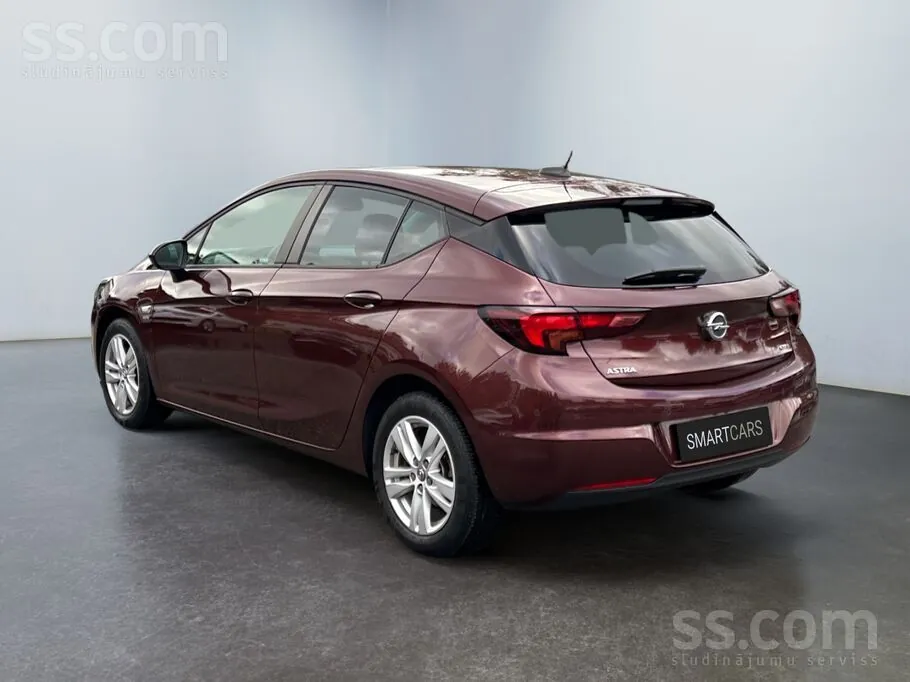 Opel Astra 2018 photo 3