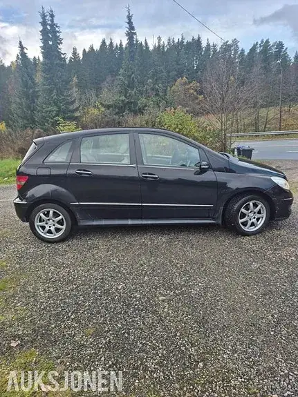 Mercedes-Benz B 200 D 2007 photo 4