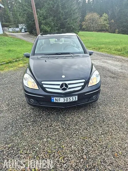 Mercedes-Benz B 200 D 2007 photo 2
