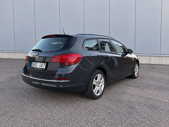 Opel Astra 2014 photo 4
