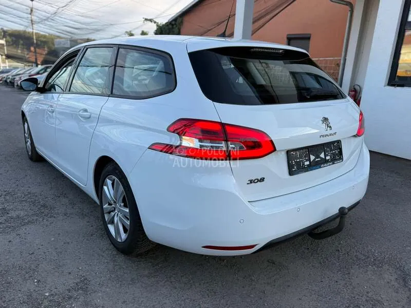 Peugeot 308 2019 photo 4