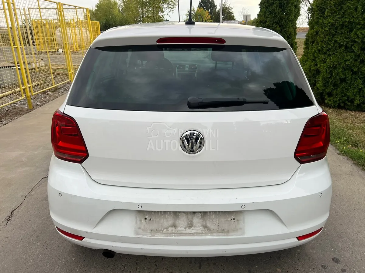 Volkswagen Polo 2015 photo 5