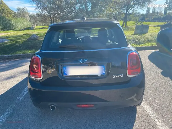 Mini Cooper 2018 photo 2
