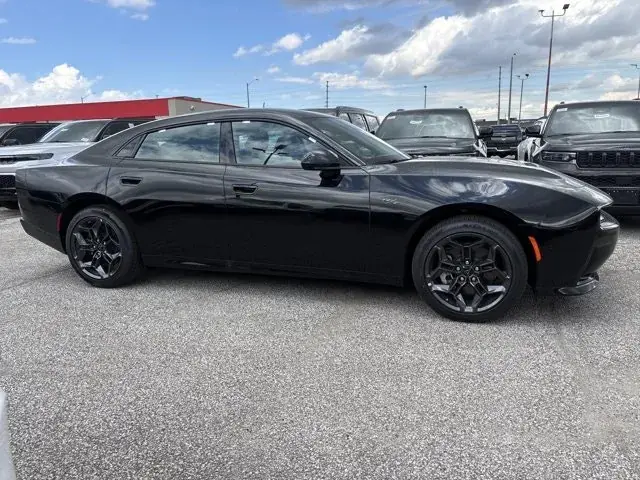 Dodge Charger 2027 photo 4