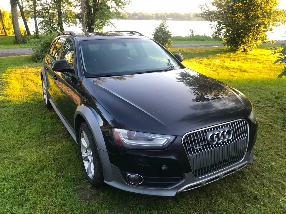 Audi A4 Allroad 2013 photo 2