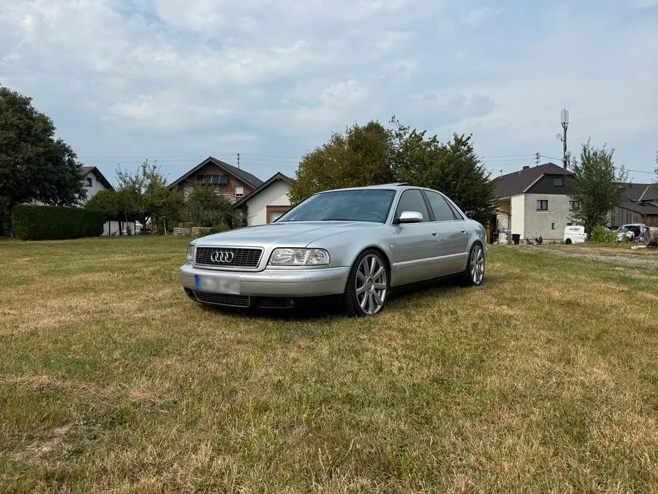 Audi S8