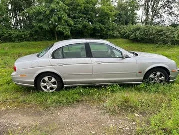 Jaguar S-Type 2000 photo 2