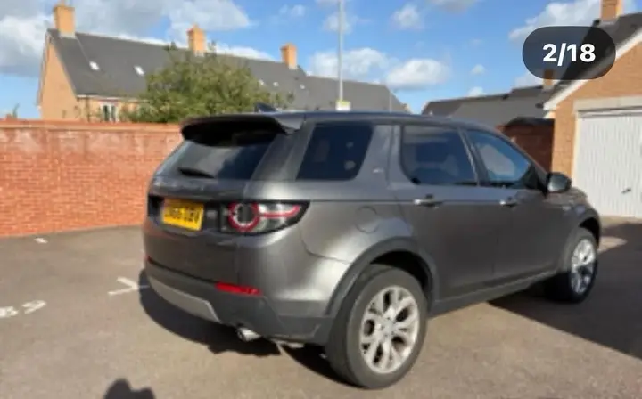 Land Rover Discovery Sport 2017 photo 3