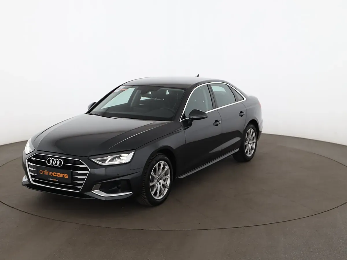 Audi A4 2023 photo 2