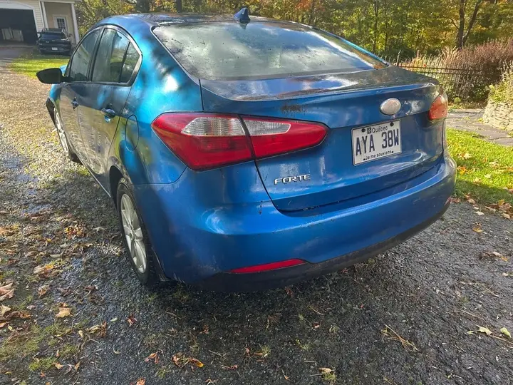 Kia Forte 2014 photo 2
