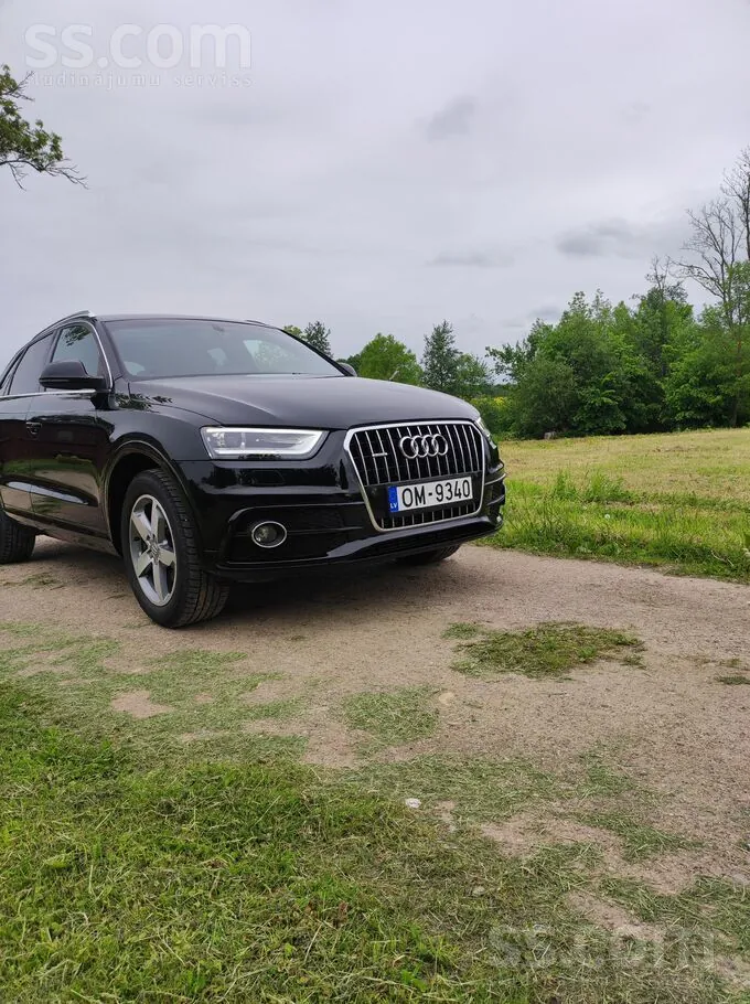 Audi Q3 2015 photo 2