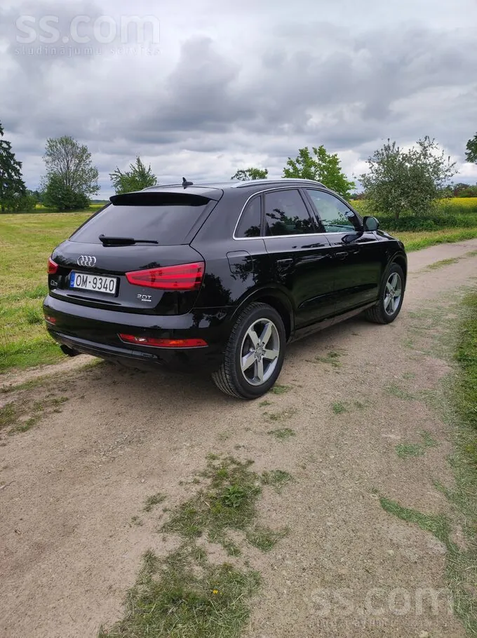 Audi Q3 2015 photo 5