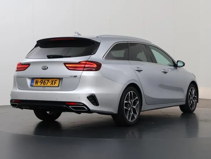 Kia Ceed Sportswagon 2021 photo 2