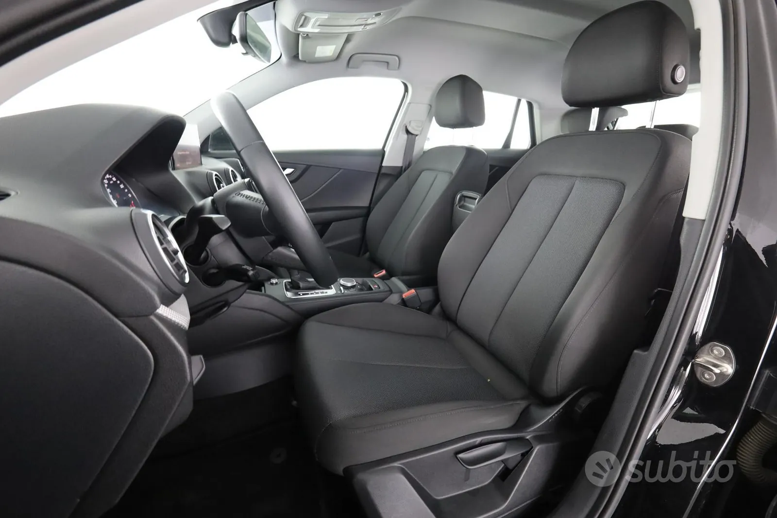 Audi Q2 2021 photo 2