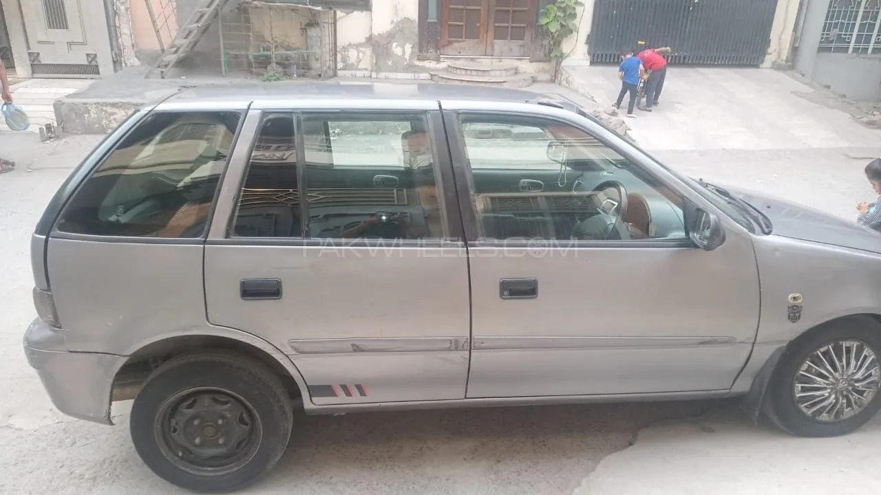 Suzuki Cultus