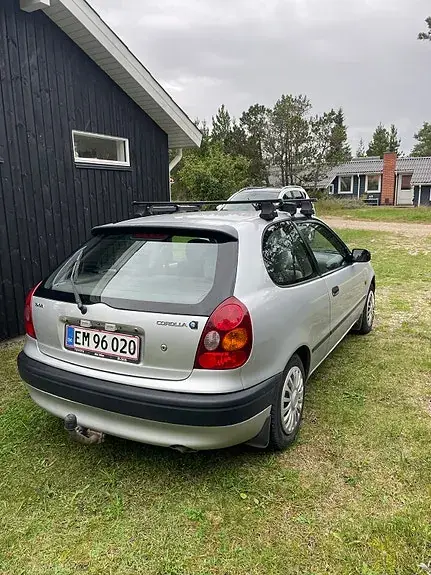 Toyota Corolla 1997 photo 4