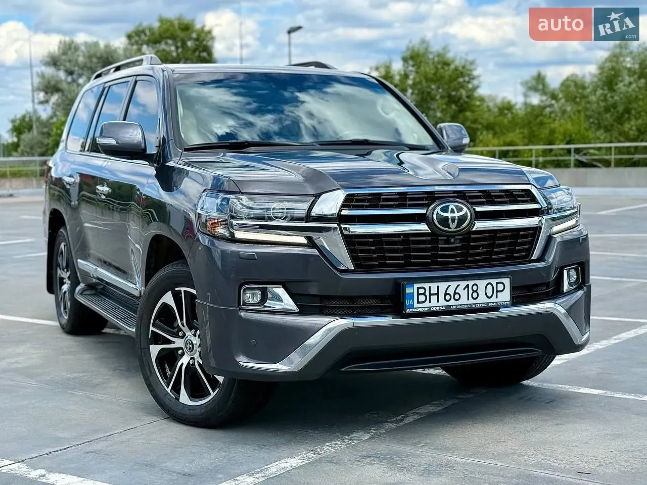 Toyota Land Cruiser