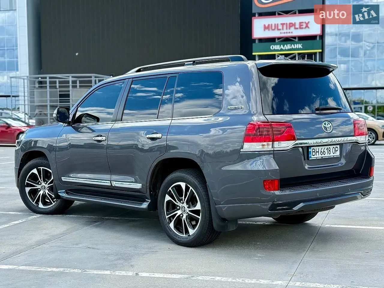 Toyota Land Cruiser 2017 photo 2