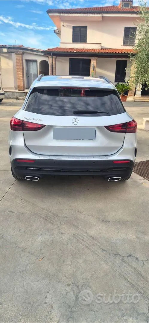 Mercedes-Benz Gla 2024 photo 4