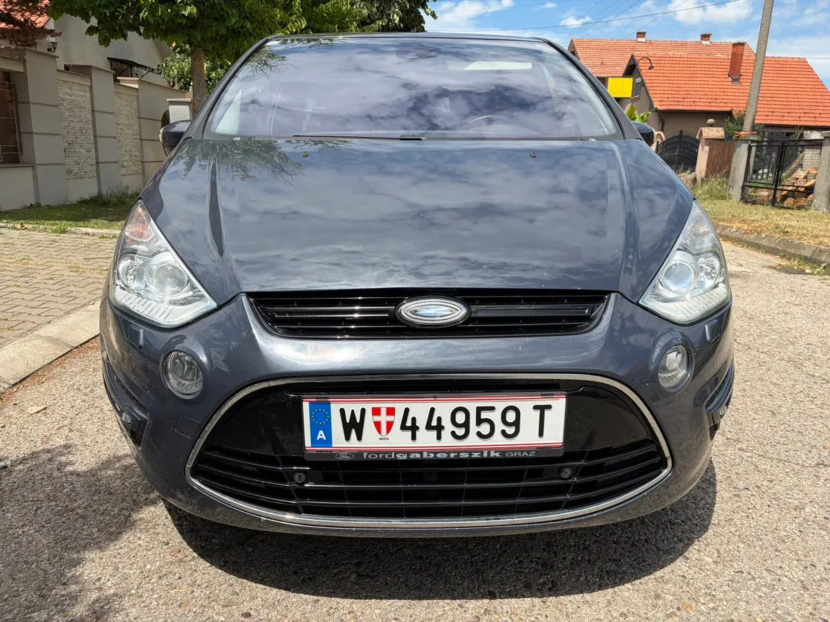 Ford S-Max