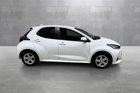 Toyota Yaris 2023 photo 4