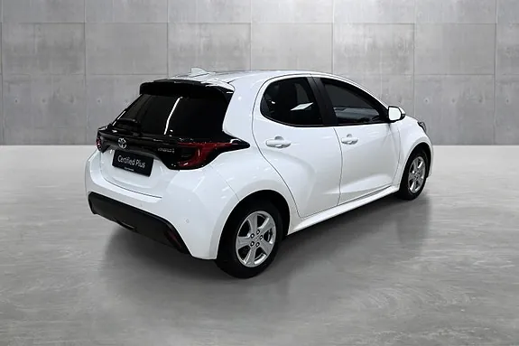 Toyota Yaris 2023 photo 5