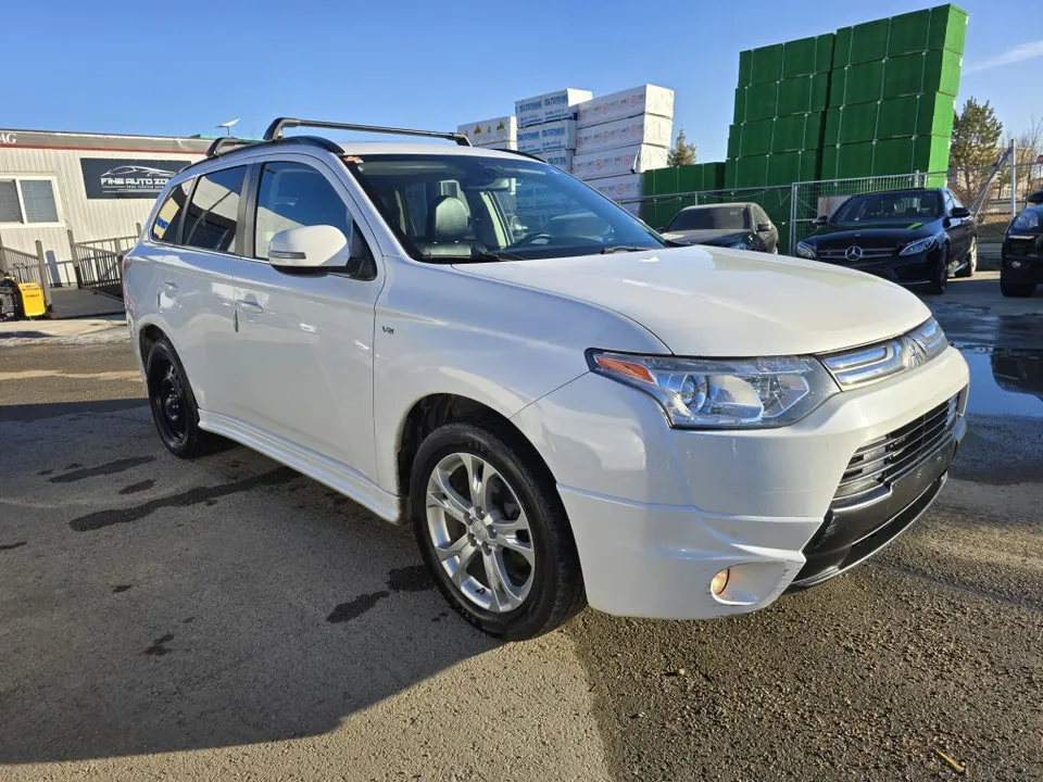 Mitsubishi Outlander 2014 photo 3
