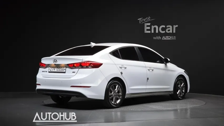Hyundai Avante 2015 photo 2