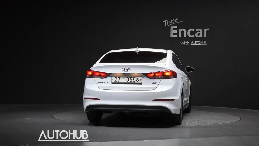 Hyundai Avante 2015 photo 4