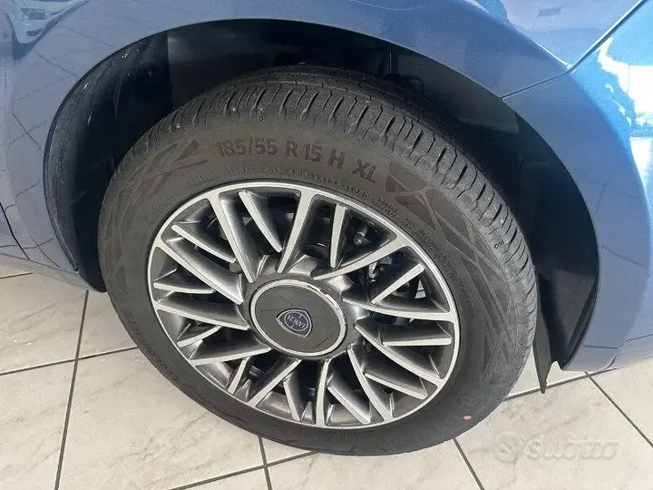 Lancia Ypsilon 2023 photo 4